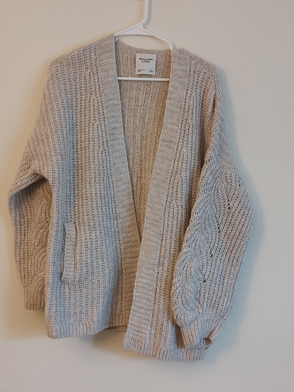 Abercrombie & Fitch Chunky Knit Open Cardigan in Light Beige